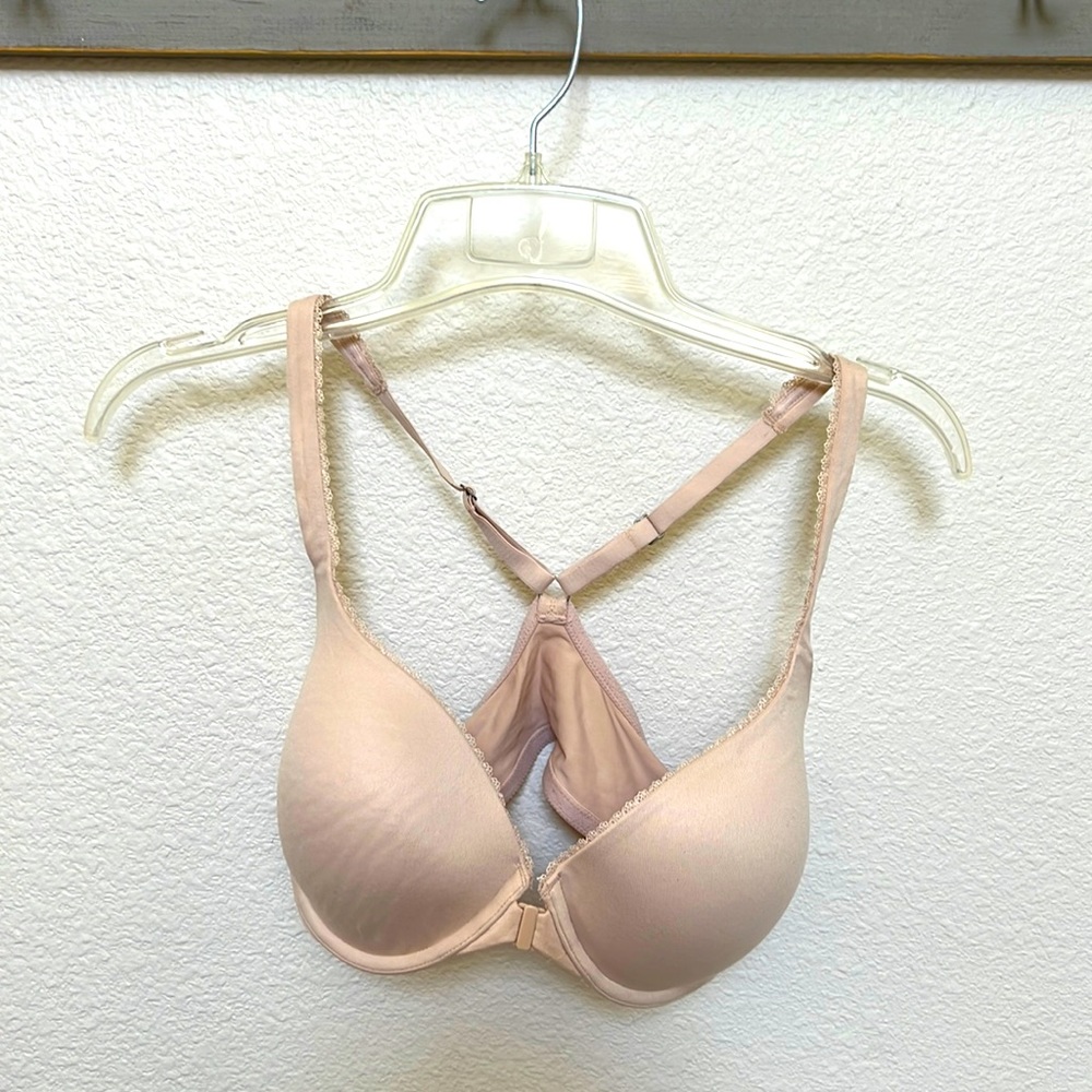 Body by Victoria racer back demo bra